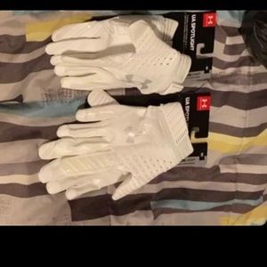 Football gloves